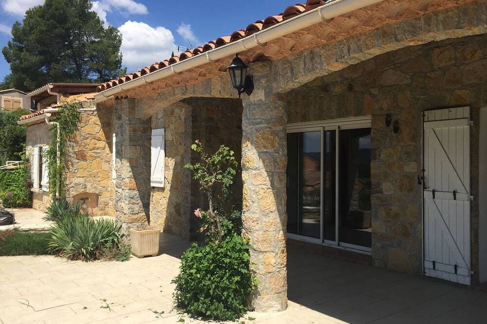 Foto 8 von 30: Maison de Vacances en Provence Verte