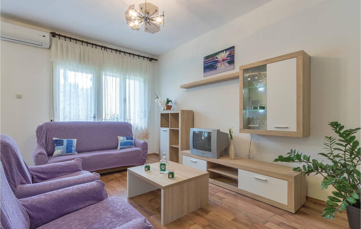 Foto 10 von 32: Gemütliche 2-Zimmer-Wohnung mit Terrasse, WLAN und Parkplatz, 2,5 km vom Strand entfernt