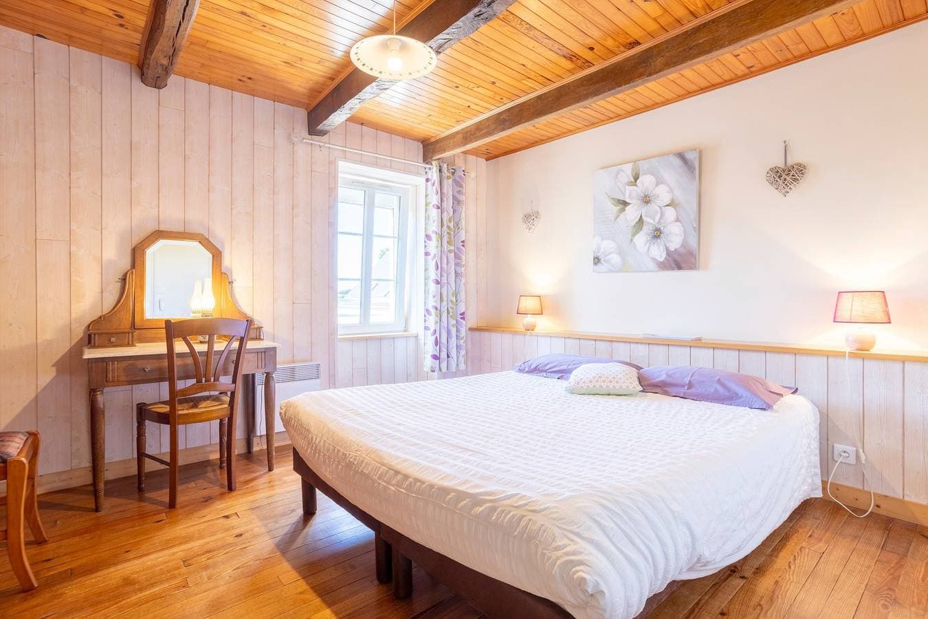 Foto 12 von 25: Ferienhaus 'Cheminée, Kerantum, Ruhig' mit Gemeinschaftsgarten und WLAN