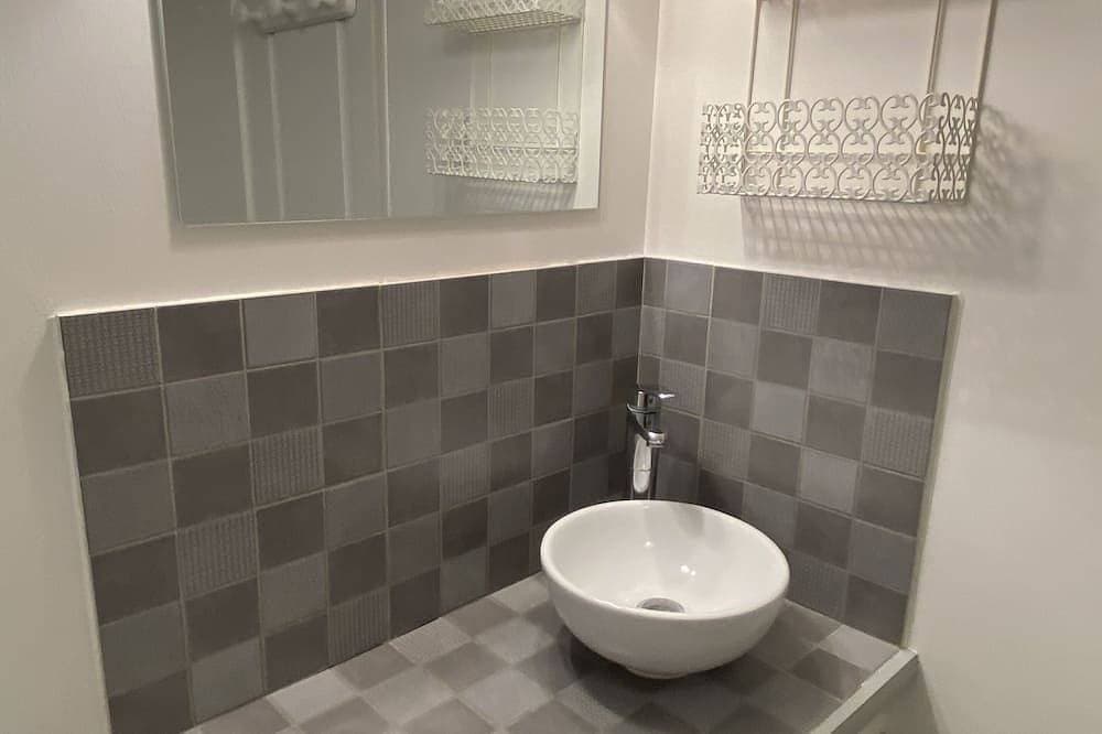 Foto 8 von 20: Maison de Charme Avec Jacuzzi