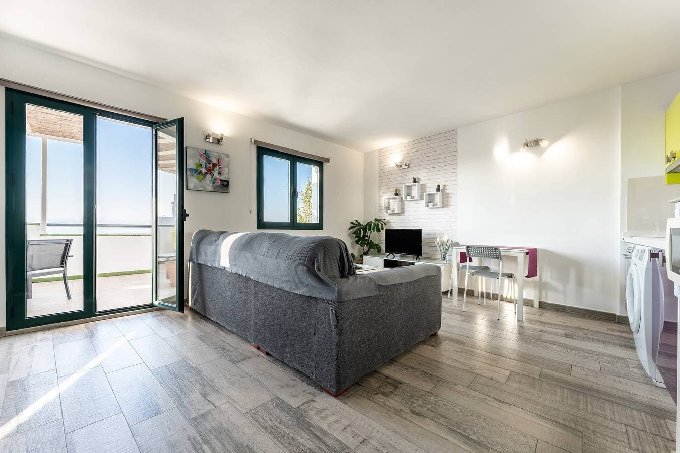 Foto 3 von 21: Ferienwohnung "Las Vistas" mit Meerblick, privater Terrasse und WLAN