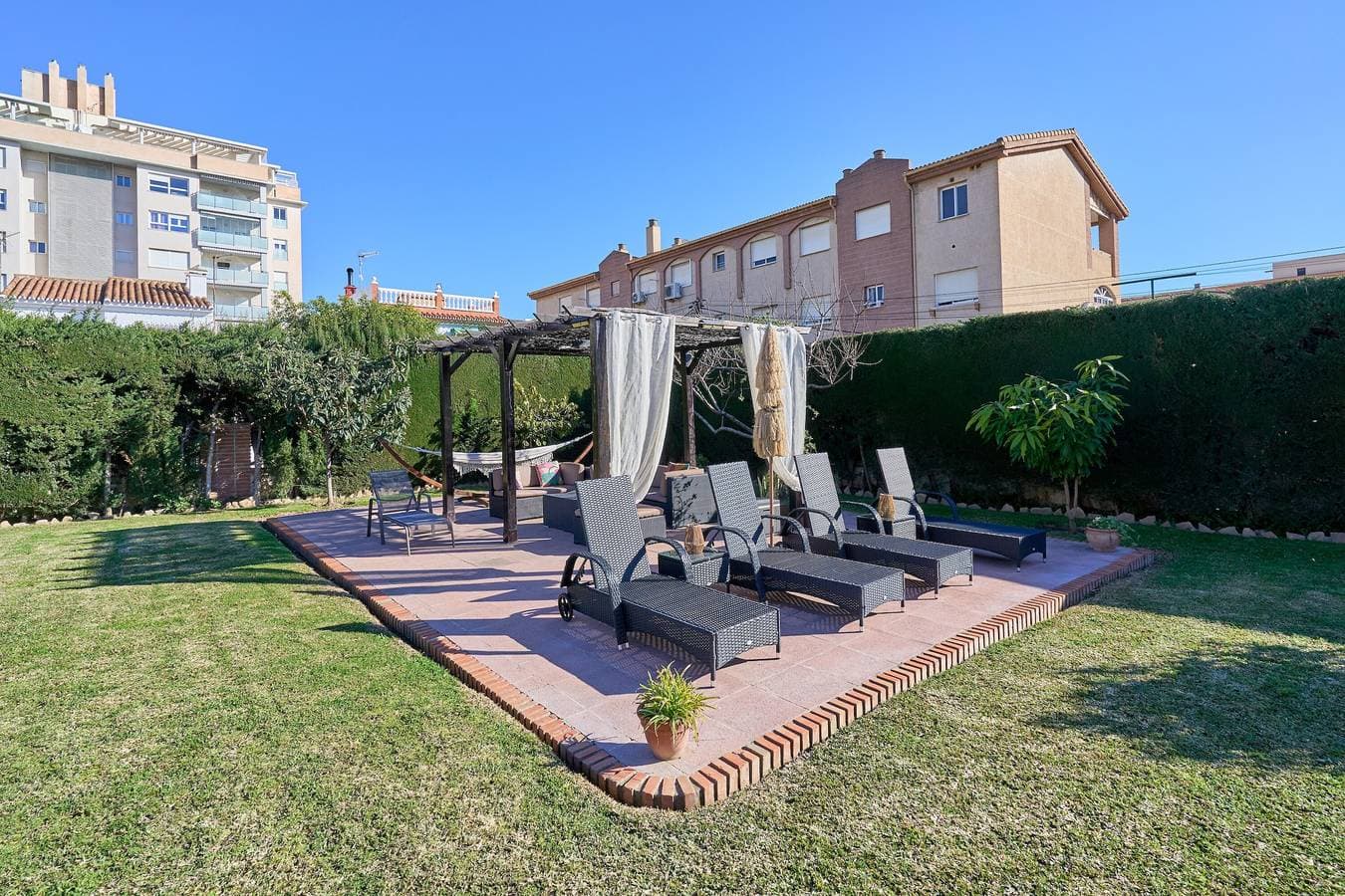 Foto 3 von 40: Villa „Dopimar“ mit privatem Pool, WLAN und Klimaanlage