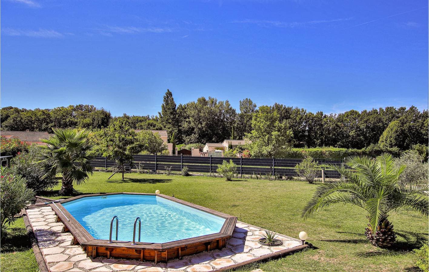 Foto 10 von 24: Klimatisierte Wohnung mit Pool und Garten