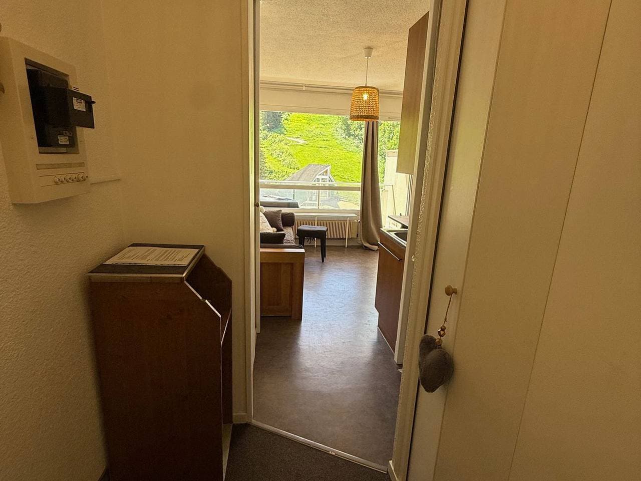 Foto 5 von 11: Studio-Kabine 24m² direkt an der Piste mit Balkon