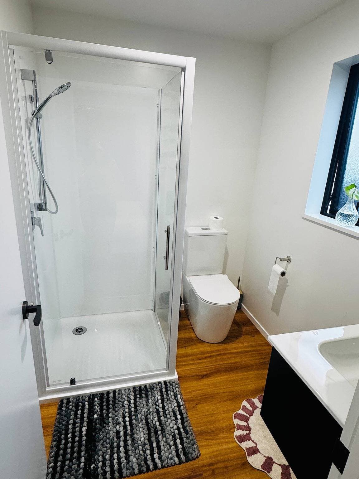 Foto 7 von 15: Zimmer mit eigenem Bad und Kochnische