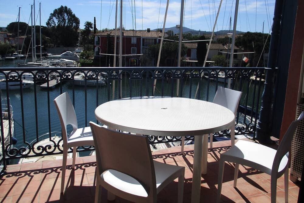 Apartment mit Kanalblick in Port Grimaud in der Nähe von St. Tropez 1