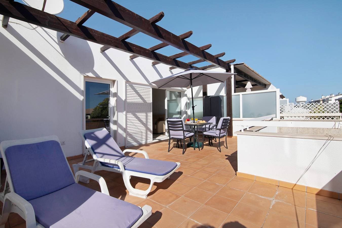 Foto 3 von 24: Apartment 'T1 2D Apt. Flor de Sal' mit privater Terrasse, WLAN und Klimaanlage