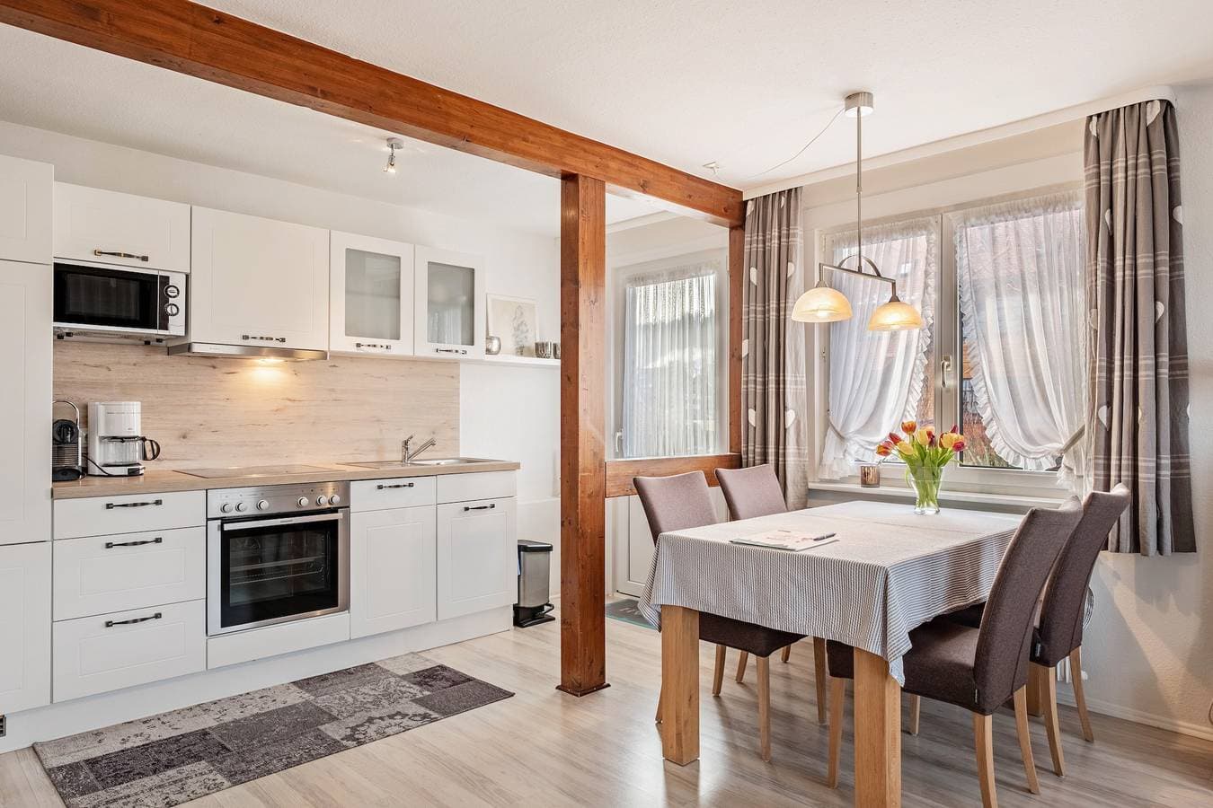 Foto 11 von 38: Ferienwohnung 'Dachtler' mit Bergblick, Gemeinschaftsgarten und Wi-Fi
