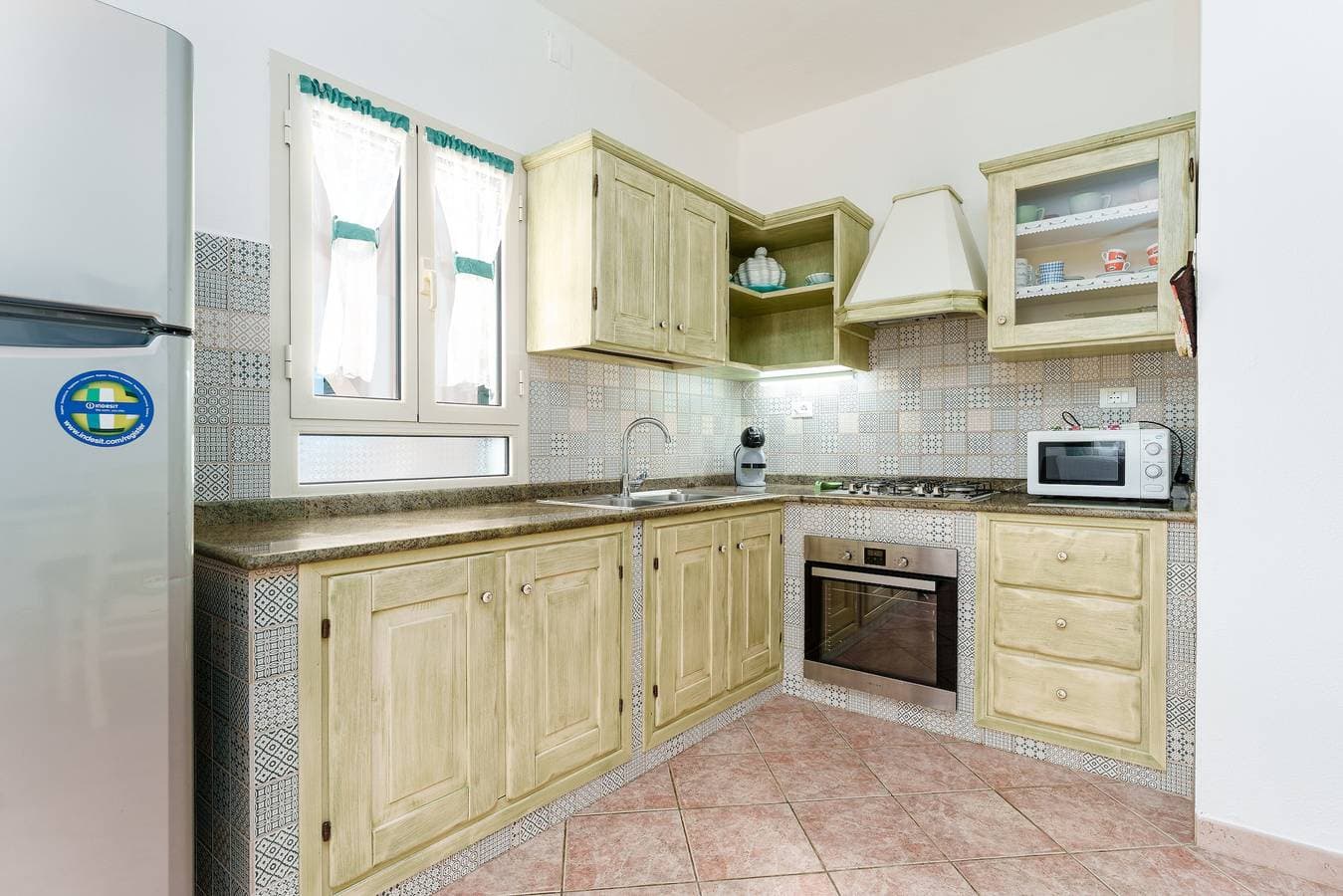 Foto 12 von 32: Sardisches Apartment für 6 mit privater Terrasse, 3 Min. zu Fuß zum Strand
