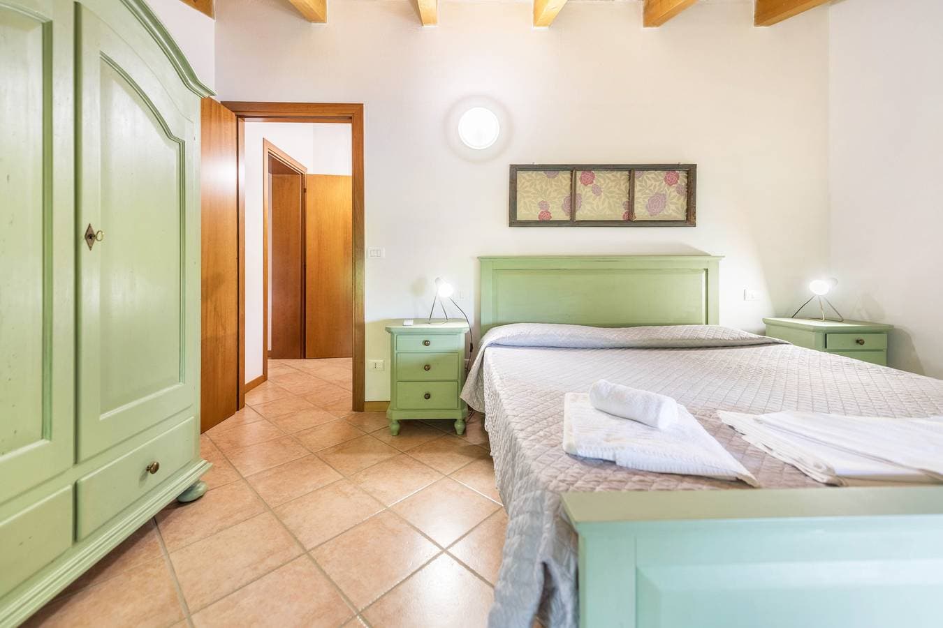 Foto 11 von 29: Ferienwohnung "Agriturismo Colombare Teboi Bilo" mit Bergblick, Gemeinschaftspool und WLAN