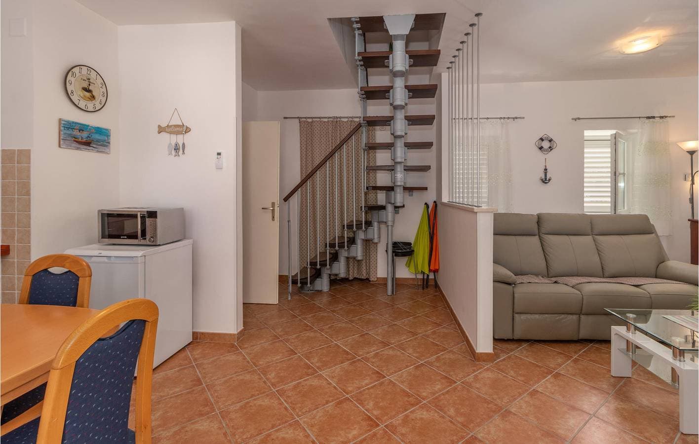 Foto 11 von 22: Gemütliche 1-Zimmer-Wohnung mit Terrasse, in der Nähe der Küste und des Stadtzentrums