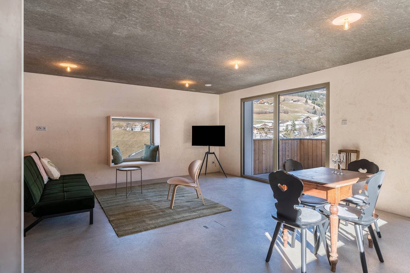 Foto 10 von 32: Ferienwohnung 'Lena Dolomites Suite mit Bergblick, privater Terrasse und Sauna