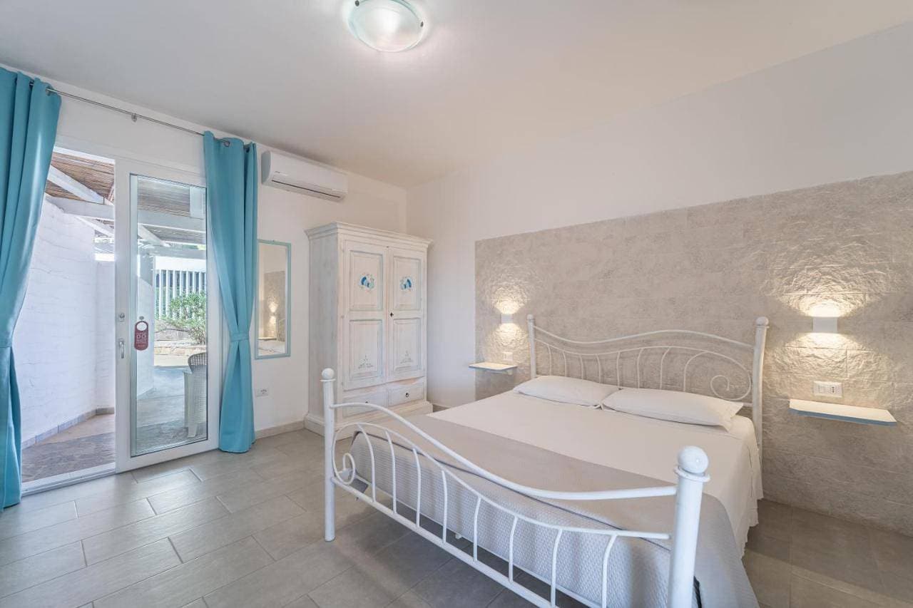Foto 4 von 11: Double Room with Private Bathroom