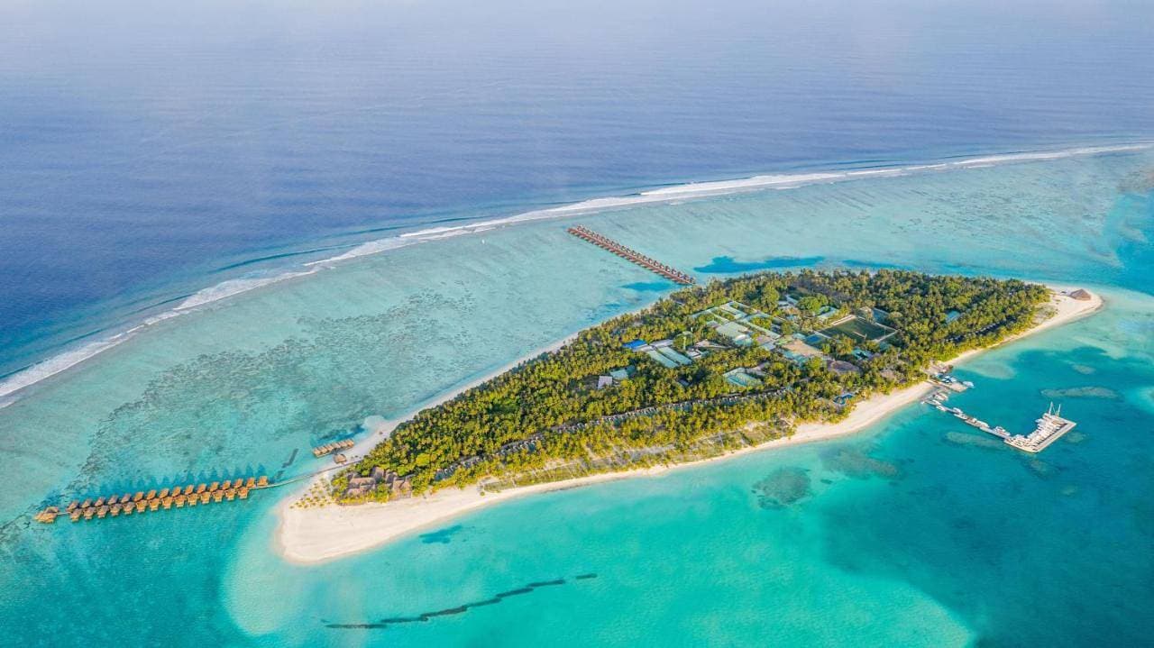 Meeru Maldives Resort Island 1