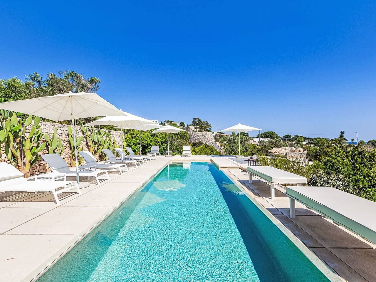 Villa Luxury – Trullo dei Silvi 1