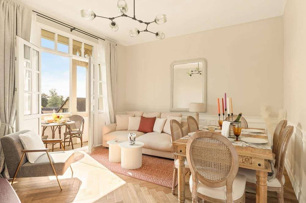Manoir du Vert Galant 6 people accomodation 2 Balconies Fully Furnished Cc Deauville 1