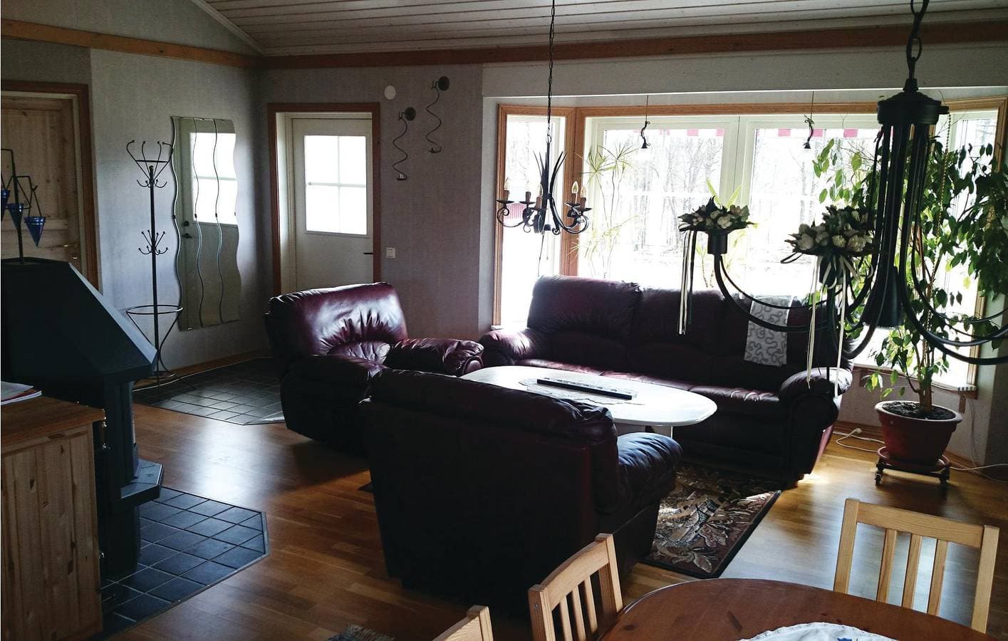 Foto 3 von 12: Ferienhaus für 4 Personen mit Seeblick