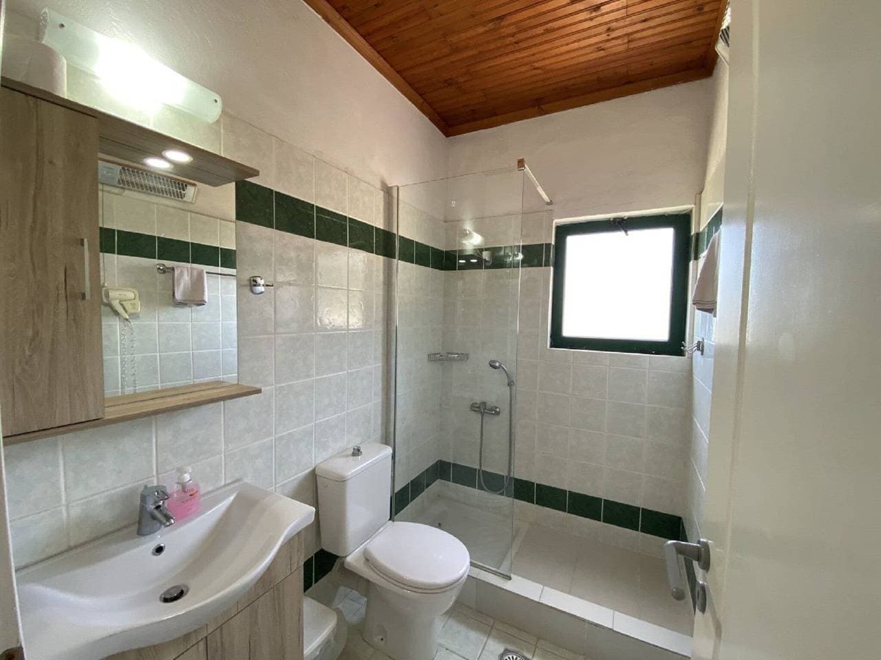 Foto 7 von 30: Ferienhaus in Benitses