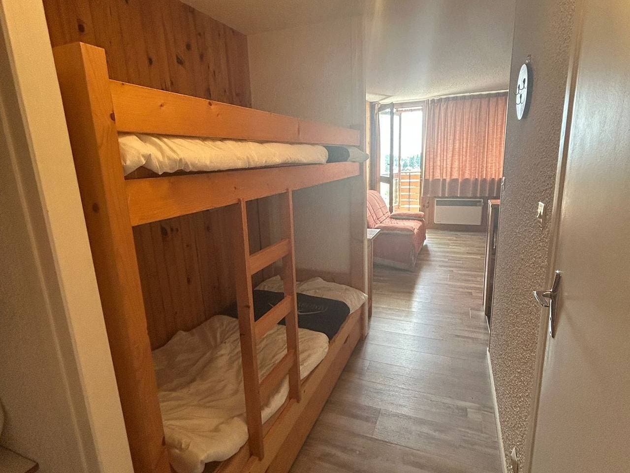 Foto 8 von 12: Studio im Zentrum von Super Besse mit Südbalkon und Parkplatz