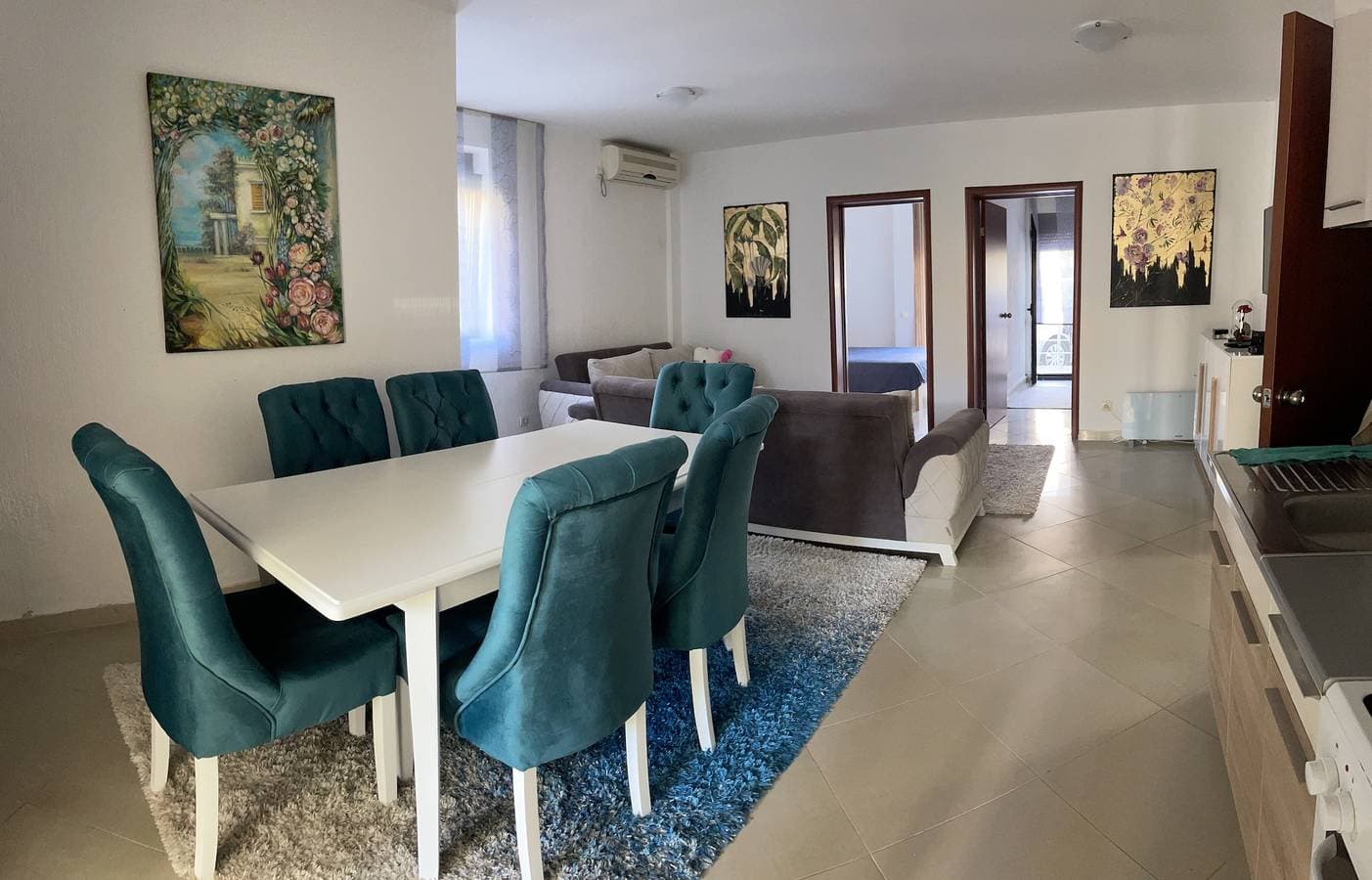 Foto 3 von 55: Apartment mit 3 Schlafzimmern und Pool