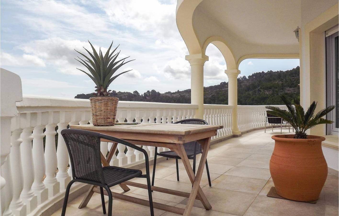 Foto 6 von 23: Meerblick 2BR Apartment mit Parkplatz & Pool in Orba