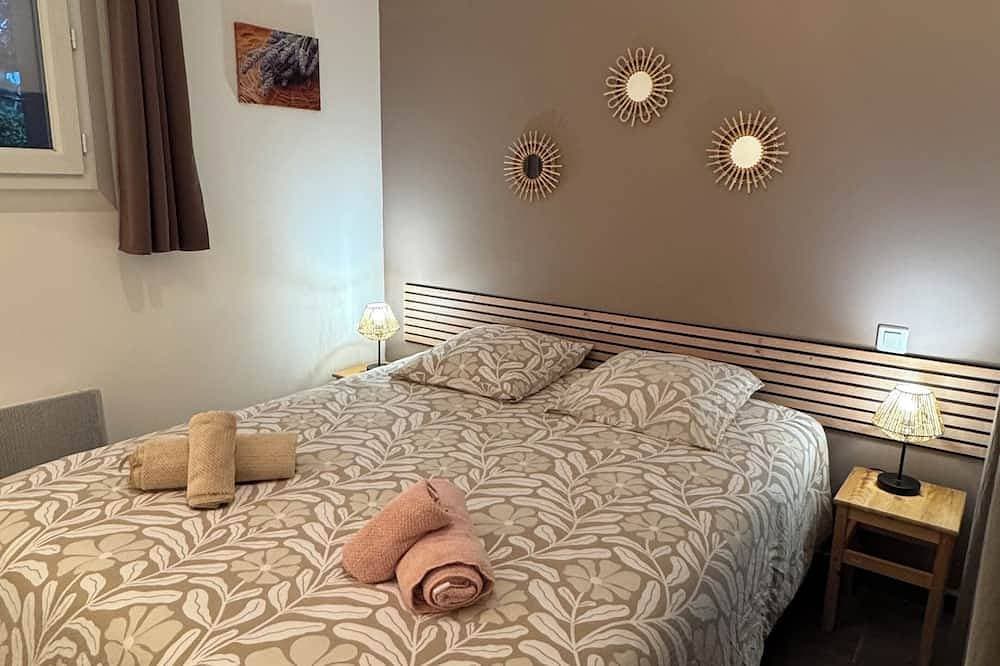 Foto 2 von 25: Ferienhaus im Erdgeschoss der Villa mit privatem Pool