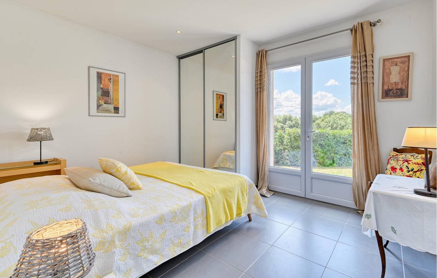 Foto 8 von 23: Appartement am Pool mit Parkplatz und Internet