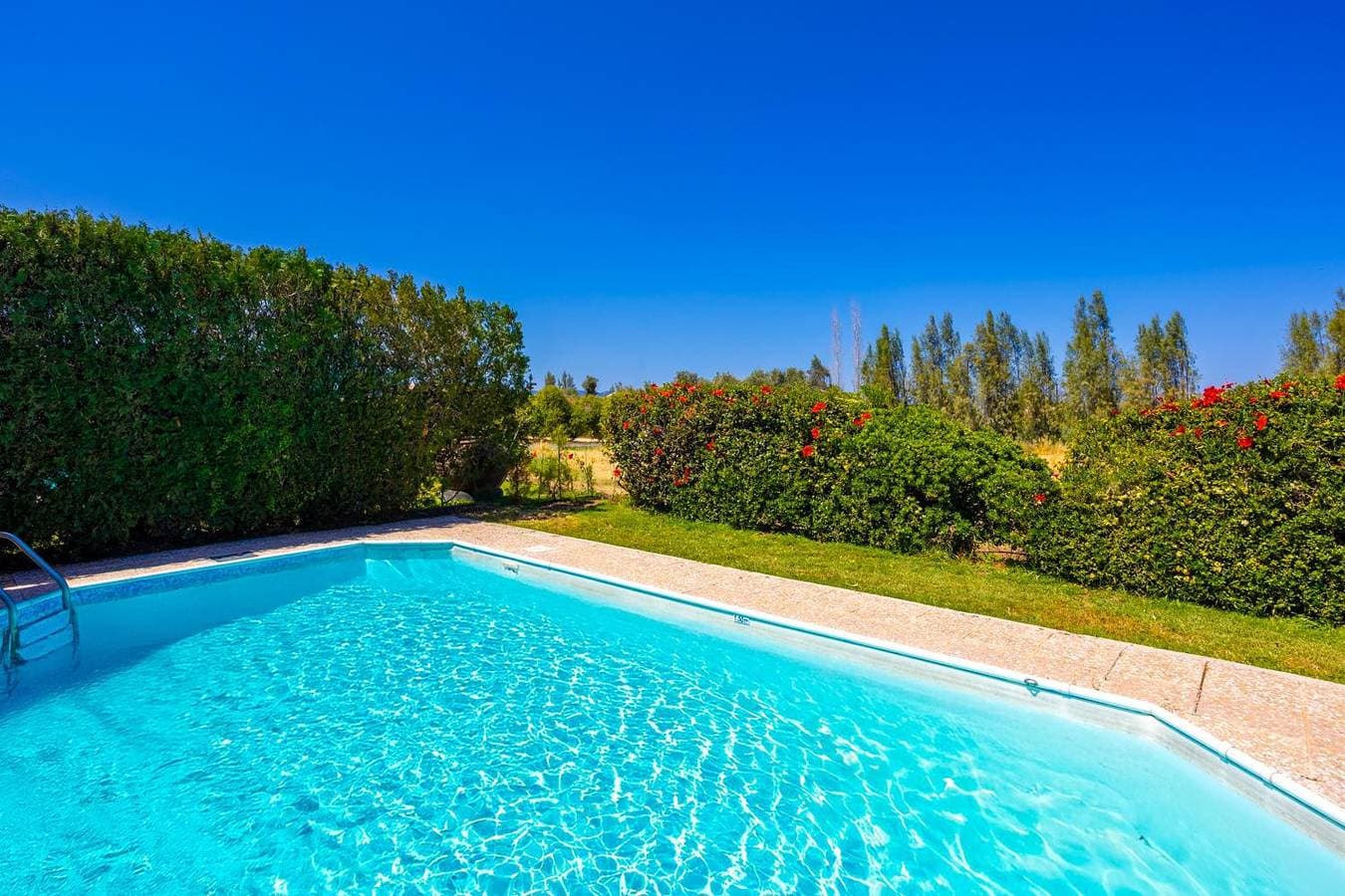 Foto 7 von 29: Villa für 4 Personen mit Terrasse