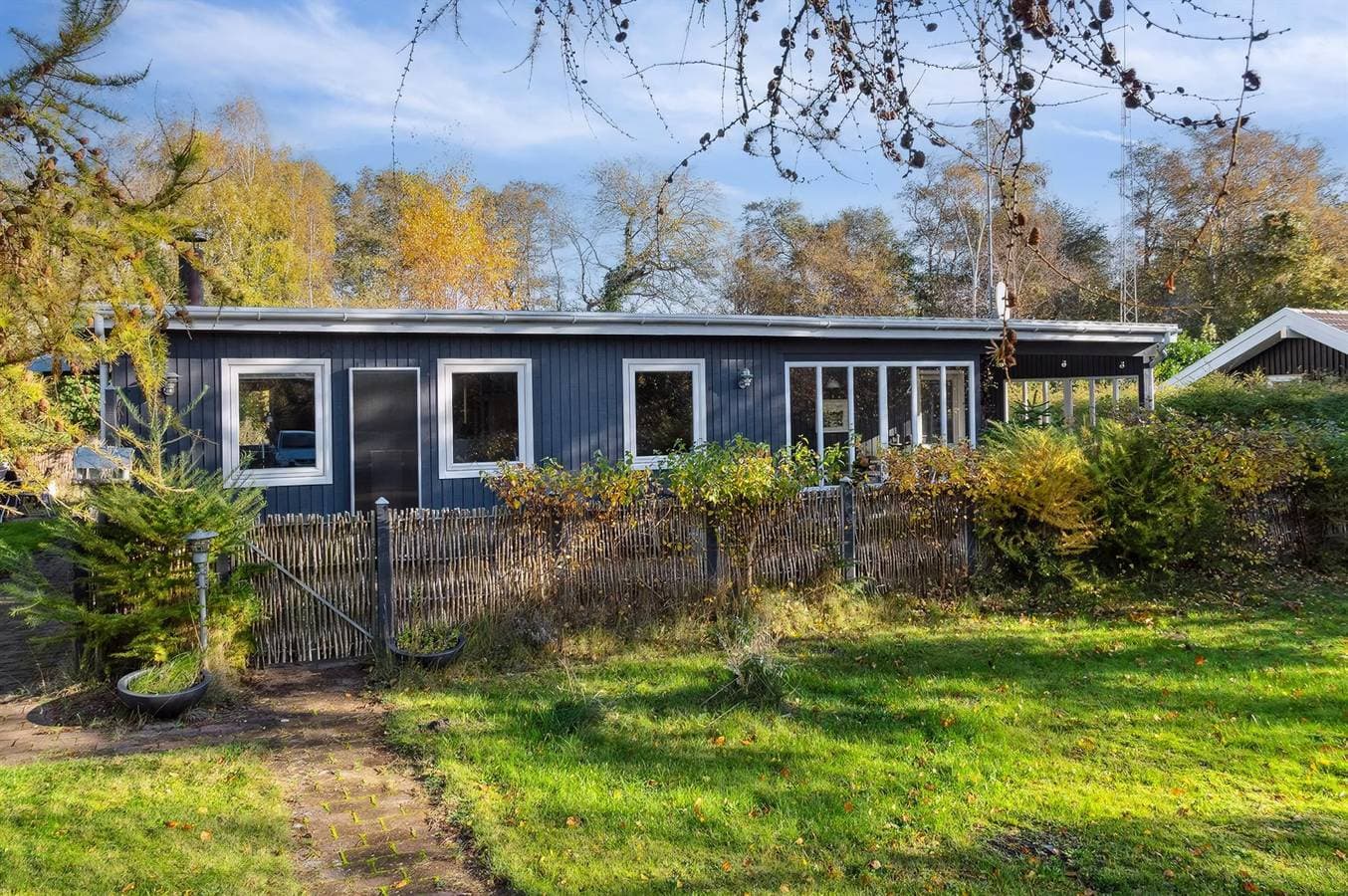 3 bedroom pet friendly home in Gedser 1