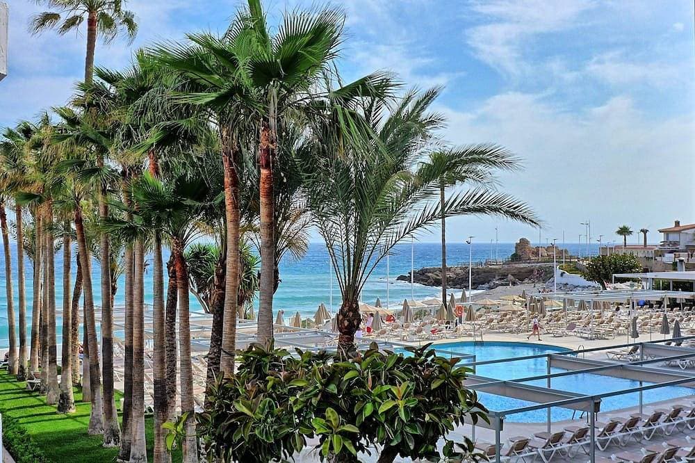 Seafront Apartment With Pool Torrecilla Beach Nerja 1