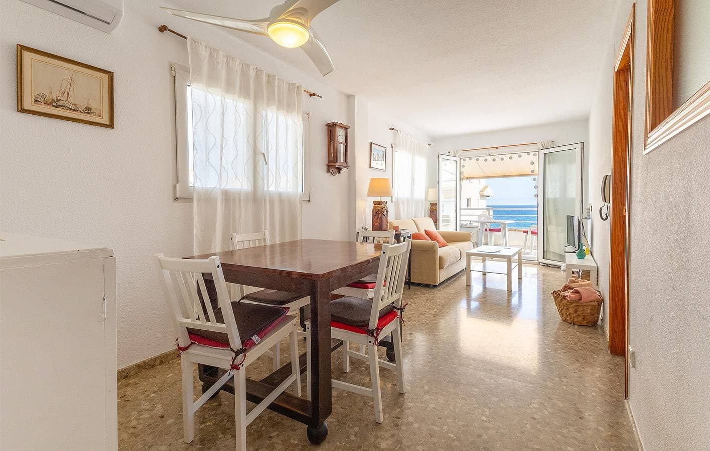 Foto 2 von 19: Wohnung mit Meerblick in der Nähe von Albir Playa