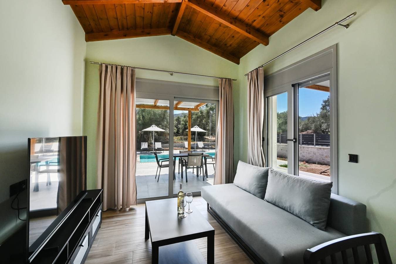 Foto 13 von 55: Villa für 4 Personen mit Pool