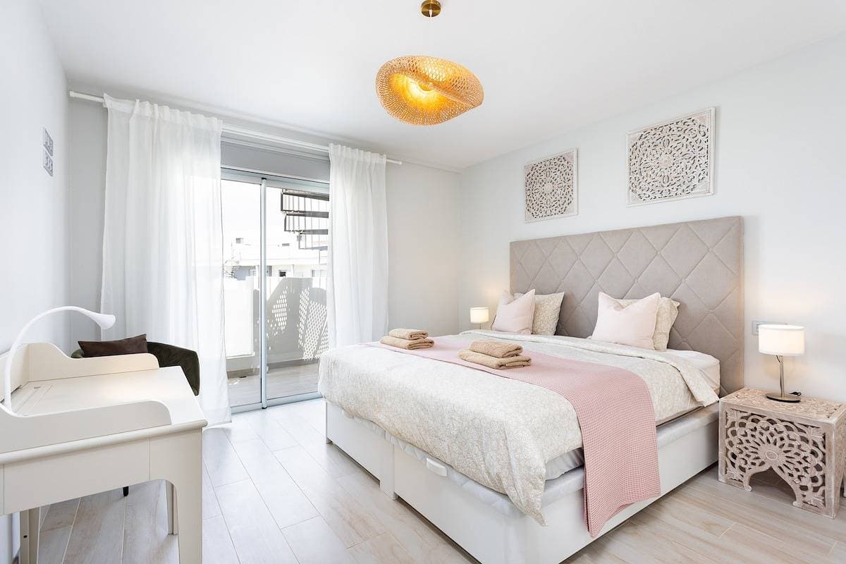 Foto 5 von 39: Ferienwohnung für 3 Personen mit Pool