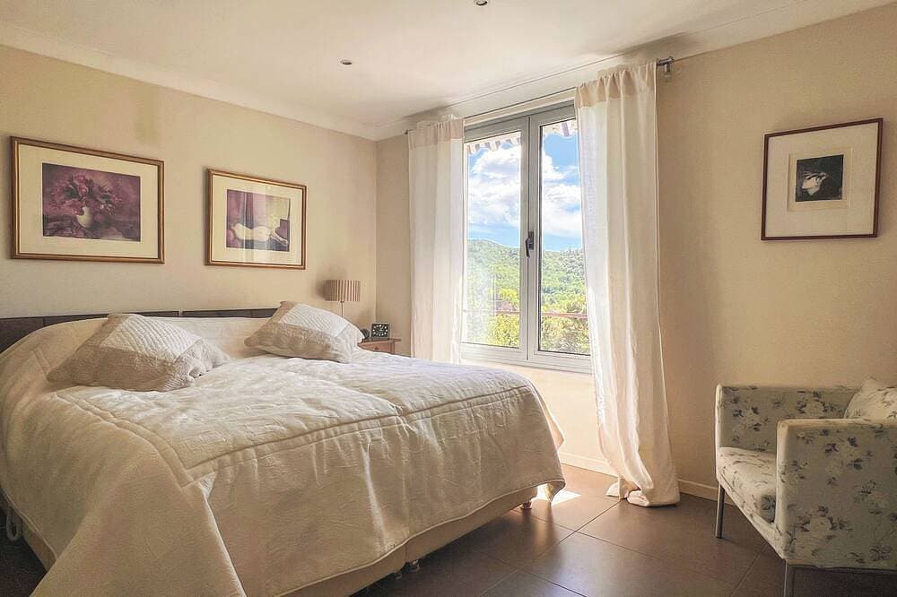 Foto 7 von 30: A Luxurious Air-conditioned Apartment or entire Villa Heated Pool Panoramic View
