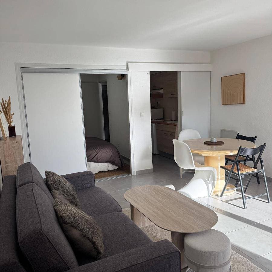 Foto 5 von 16: One-Bedroom Apartment