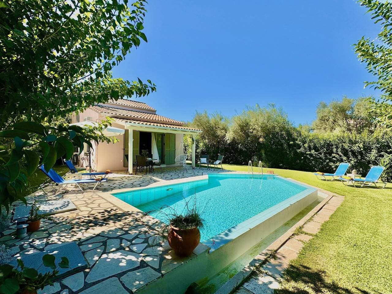 Foto 2 von 36: Beach Villa Fotini with private pool