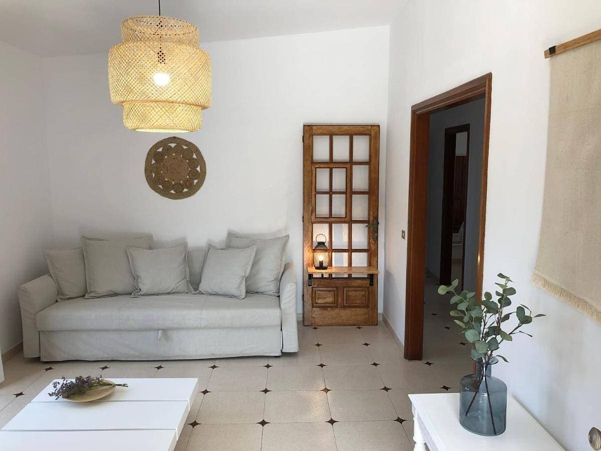 Foto 5 von 48: Three-Bedroom House