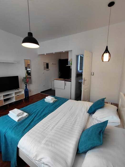 Foto 8 von 29: One-Bedroom Apartment