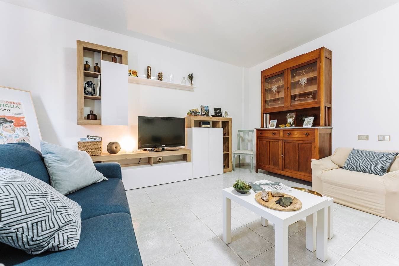 Foto 2 von 26: Ferienwohnung 'Artemisia Haus Vastema' mit privater Terrasse, Balkon und Klimaanlage