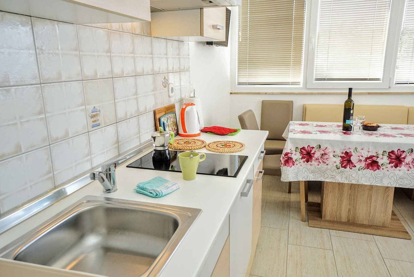Foto 13 von 28: Ferienwohnung mit Meerblick, Klimaanlage