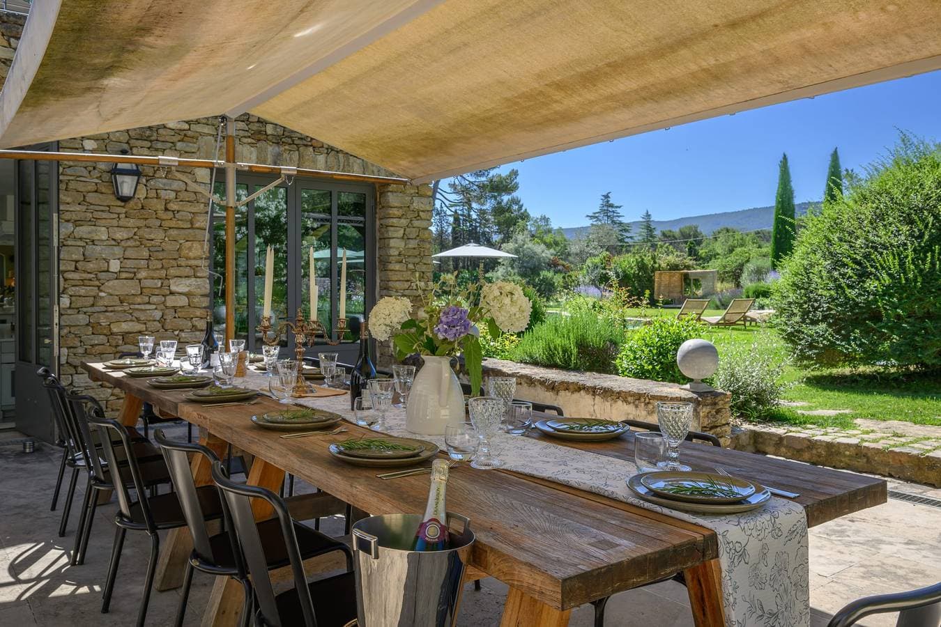 Foto 4 von 50: Maison Yomana - Piscine - Jardin - Luxe