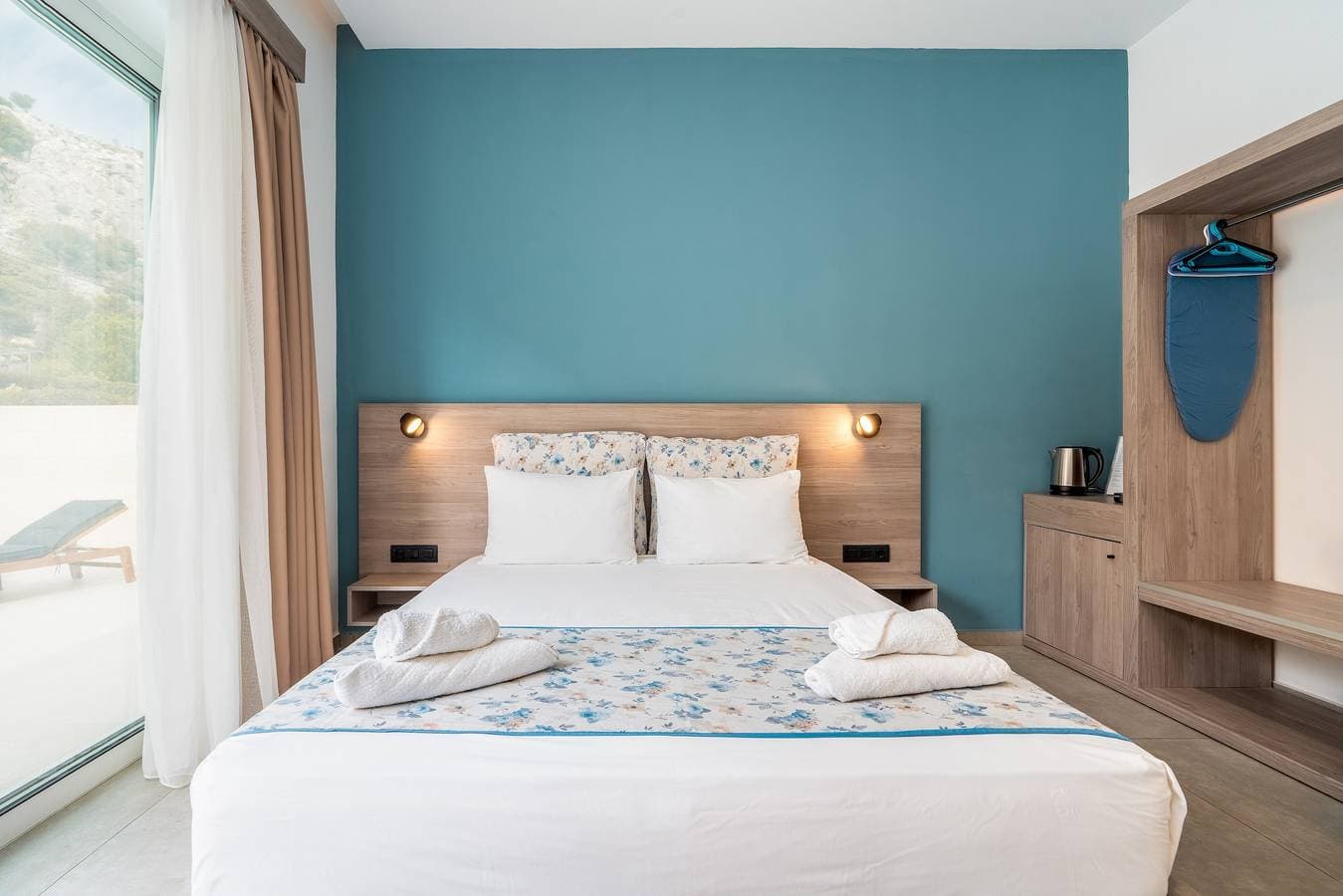 Foto 4 von 23: Ferienwohnung 'Tesoro Del Mare mit Privat Pool 1' mit Bergblick, WLAN und Klimaanlage