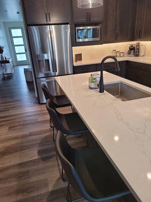 Foto 4 von 40: New Cozy, Modern 3-bedroom home. Close to dtwn Cda