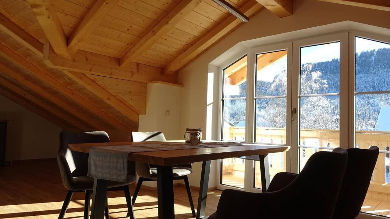 Foto 9 von 18: One-Bedroom Apartment with Balcony and Mountain View