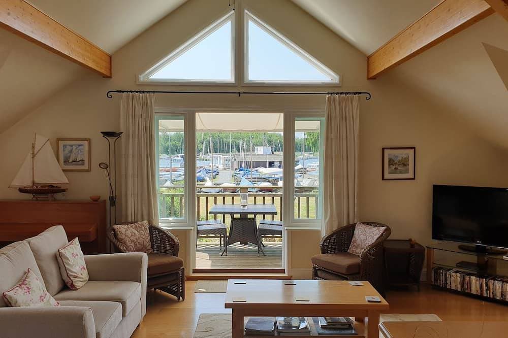 Foto 9 von 30: Waterside House mit Garten (3 Schlafzimmer - 5 Personen)