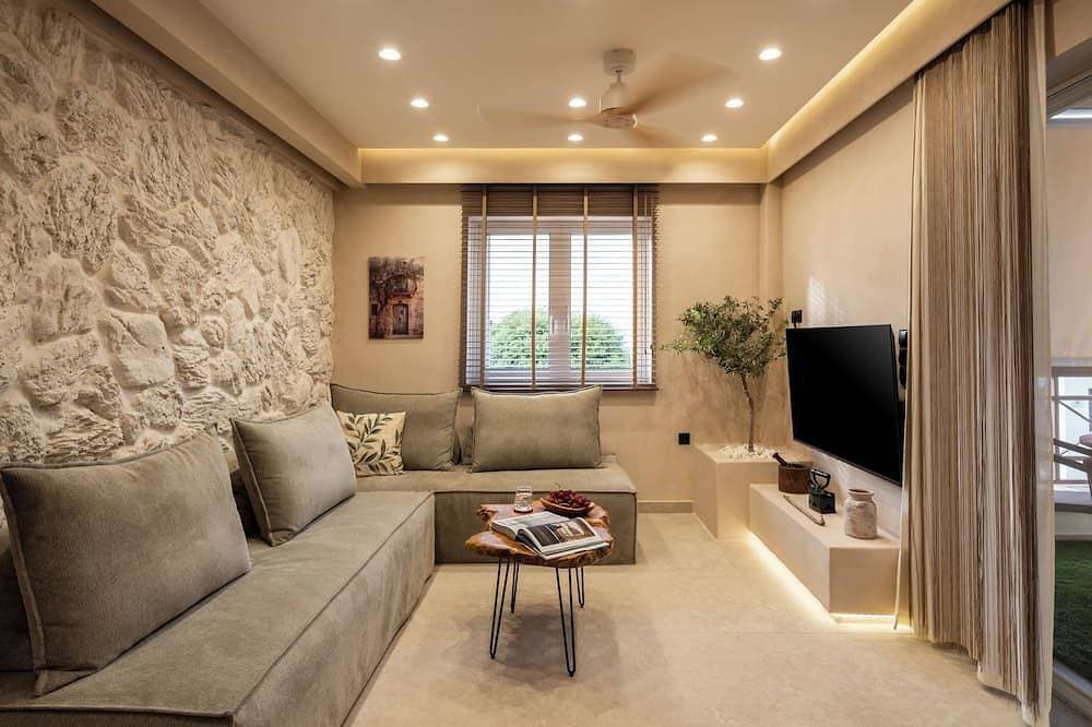 Foto 10 von 23: Rustic Boutique Retreat with Live Olive Tree, Parking and 1Gbps Fiber Internet