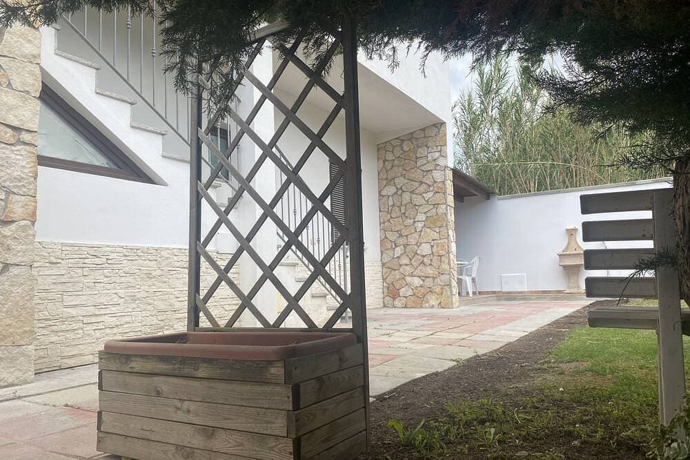 Foto 12 von 30: Dreizimmerwohnung im Erdgeschoss, 1 Minute vom Strand entfernt. Zwischen Cagliari und Villasimius.