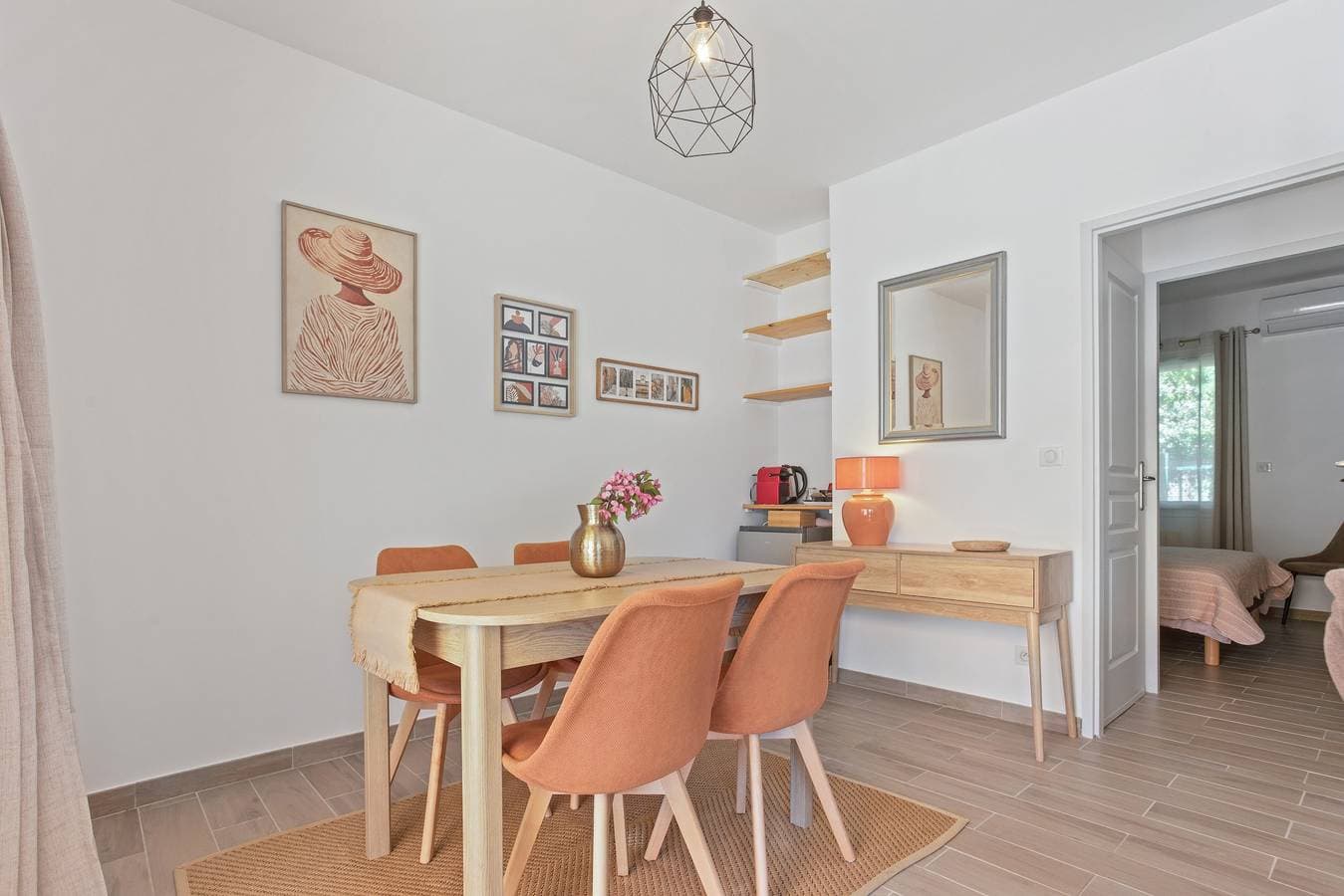 Foto 10 von 26: Bed & Breakfast „Pomme reinette“ – Gemeinschaftspool, WLAN & Klimaanlage