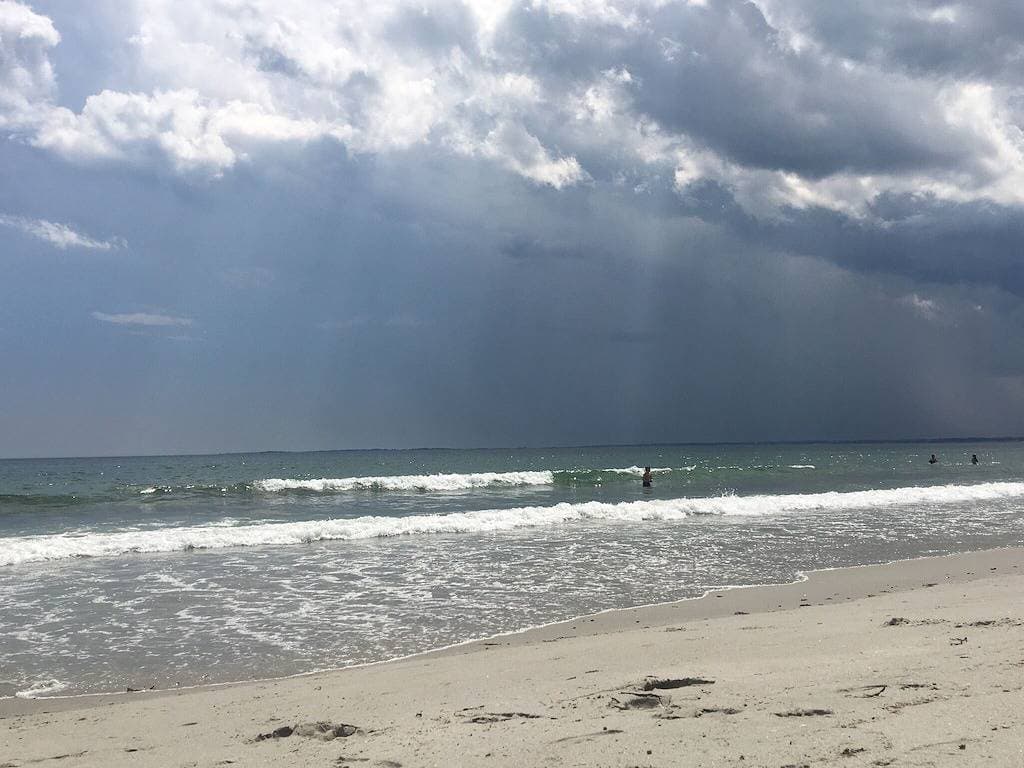 Charming Pine Point Oob Beach Cottage Kleines Haus, nur wenige Schritte vom Strand entfernt 1
