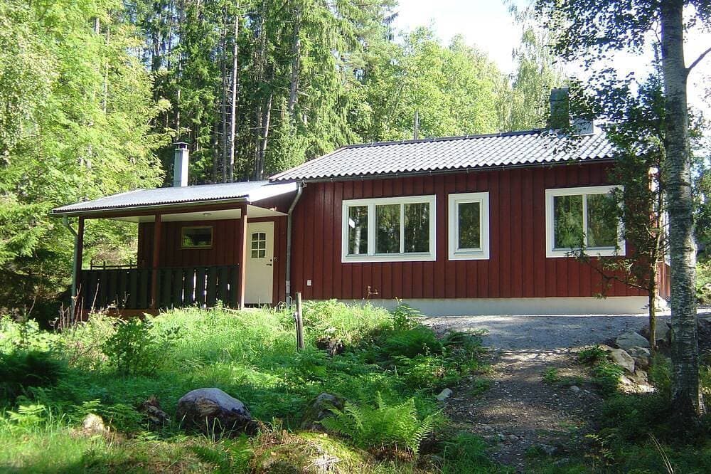 Foto 9 von 30: Ferienhaus direkt am See Tiken bei Tingsryd mit Boot und Sauna in Småland